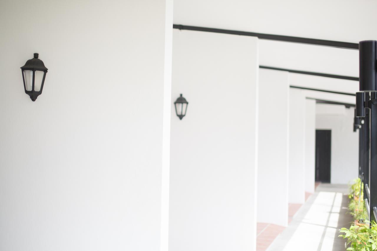 The Marian Boutique Lodging House Кучінг Екстер'єр фото