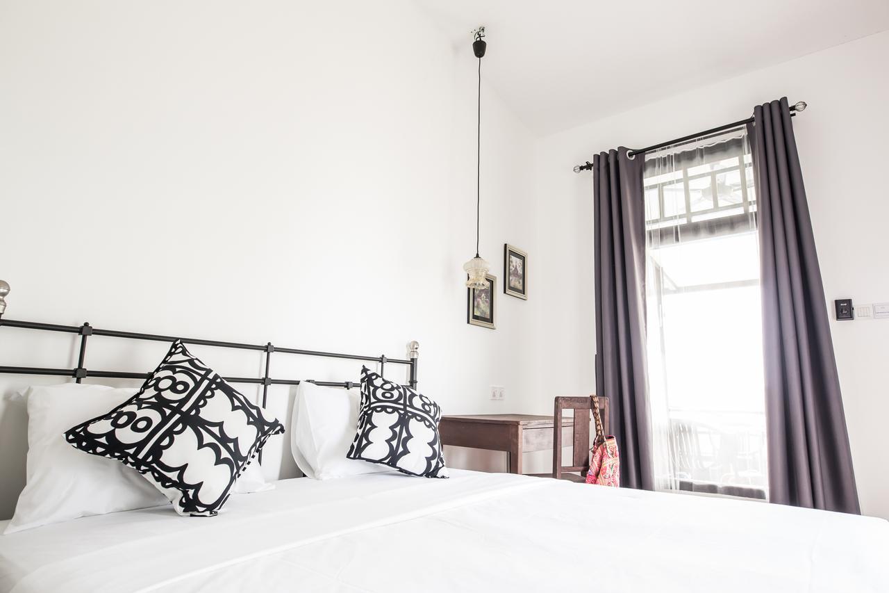 The Marian Boutique Lodging House Кучінг Екстер'єр фото